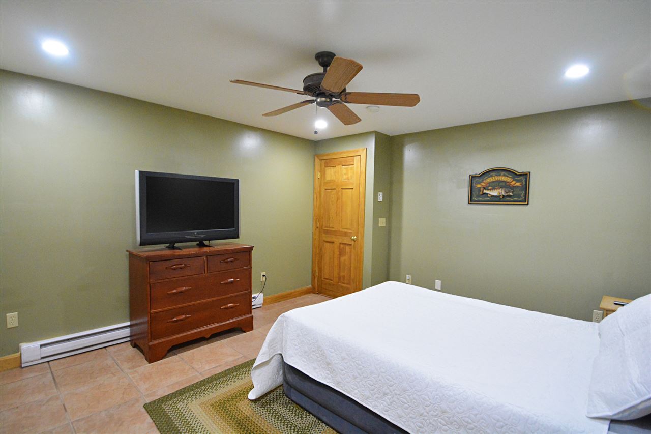 868 Ten Rod Road Farmington, NH 03835 - Photo 10 of 39