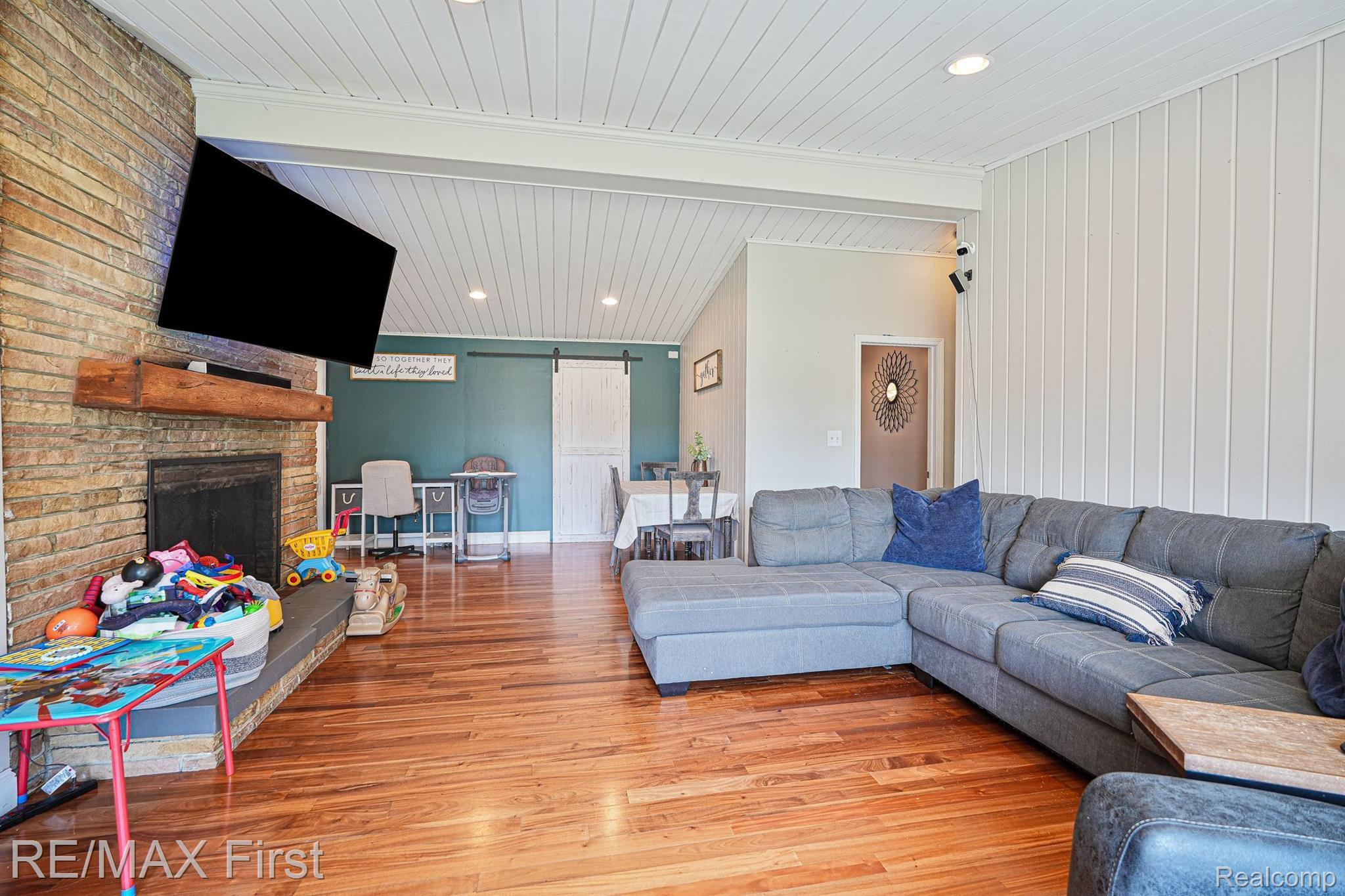 18173 15 Mile Road Clinton Township, MI 48035 - Photo 20 of 30 Gallery Image 20