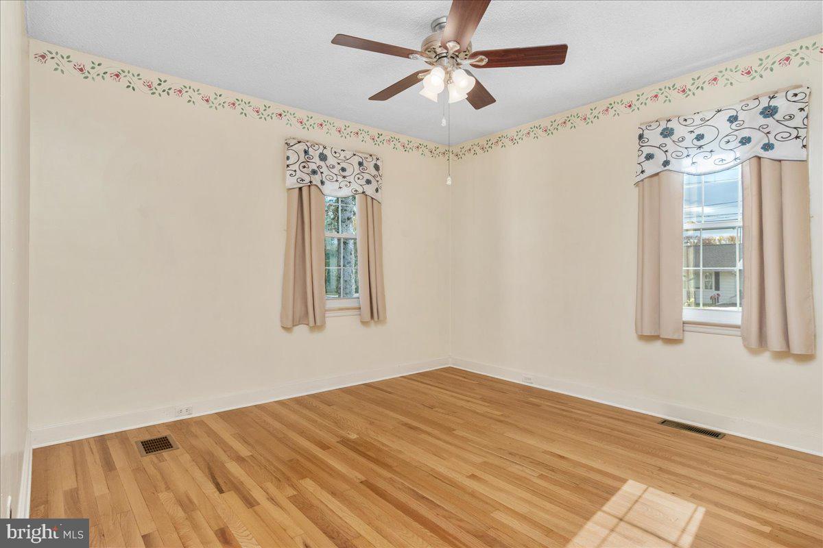 630 Medway Road Hagerstown, MD 21740 - Photo 9 of 45 bedroom #1