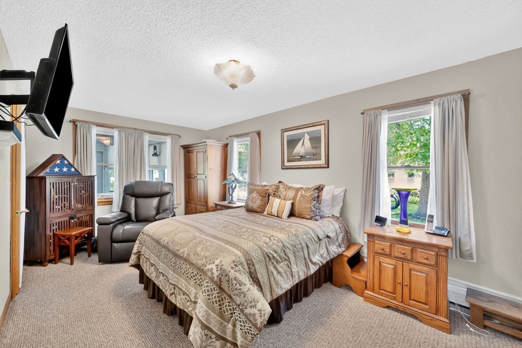 121 Merrill Road Springfield, MA 01119 - Photo 12 of 31