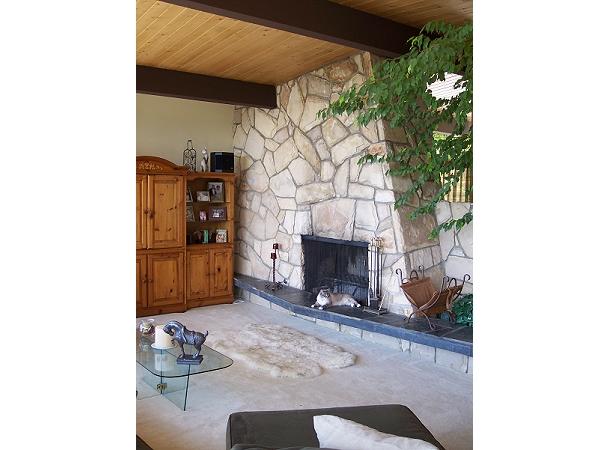 2730 Holly Road Santa Barbara, CA 93105 - Photo 8 of 25 Fireplace