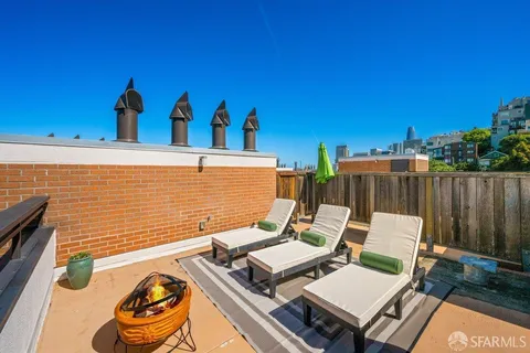 $1,898,000 | 101 Lombard Street, Unit 901W, San Francisco, CA 94111