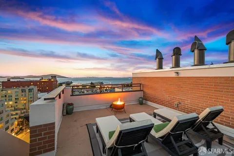 $1,898,000 | 101 Lombard Street, Unit 901W, San Francisco, CA 94111
