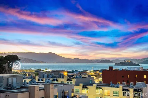 $1,898,000 | 101 Lombard Street, Unit 901W, San Francisco, CA 94111