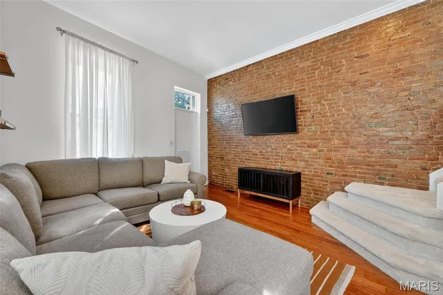 $2,500 | 2932 Lemp Avenue, St. Louis, MO 63118