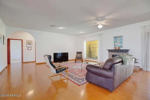 $299,999 | 2018 La Belle Villa Road, New Iberia, LA 70563