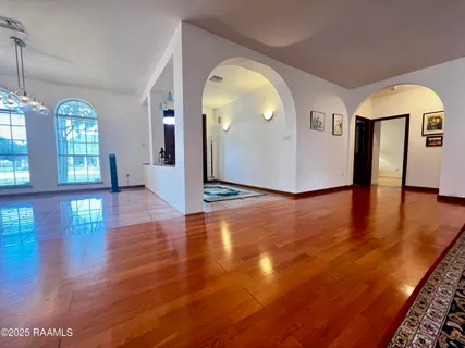 $299,999 | 2018 La Belle Villa Road, New Iberia, LA 70563