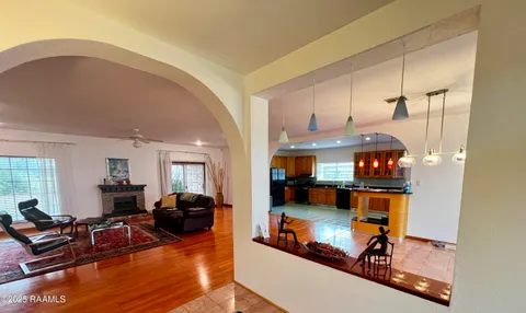 $299,999 | 2018 La Belle Villa Road, New Iberia, LA 70563