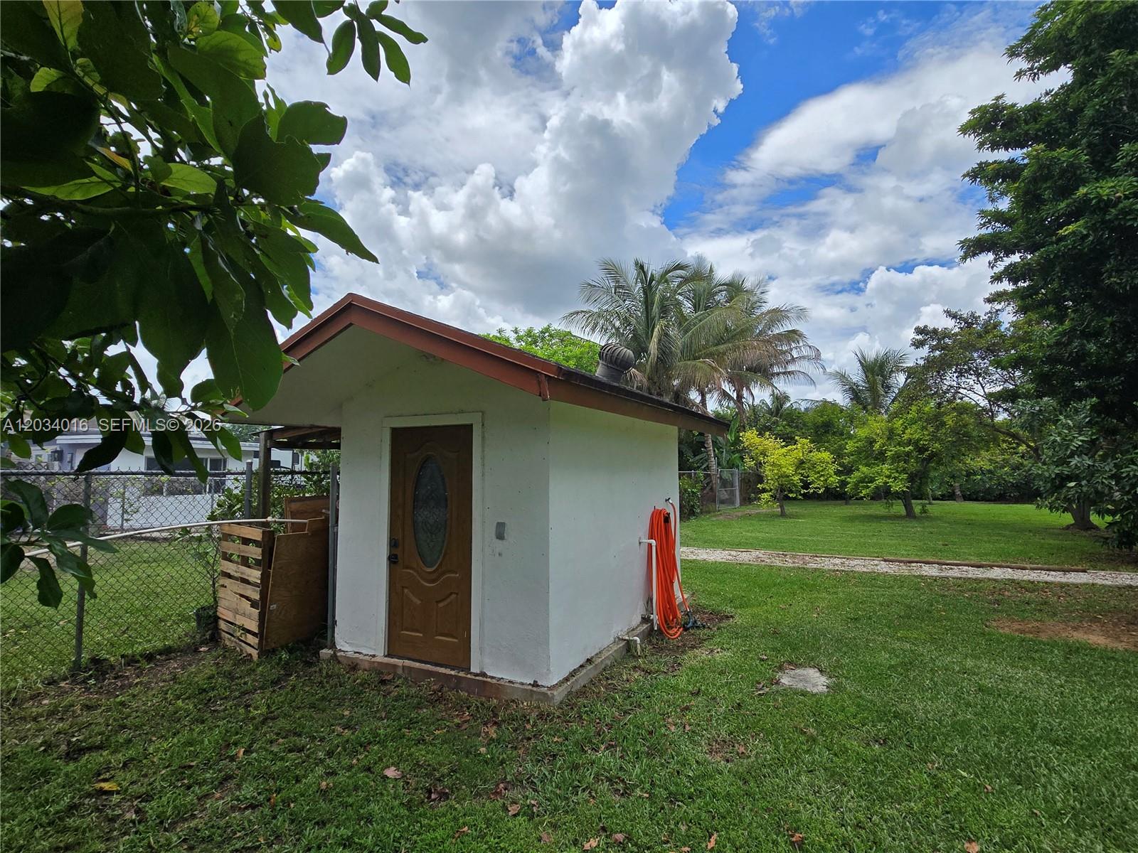 20595 Southwest 190th Street Miami, FL 33187 - Photo 26 of 26