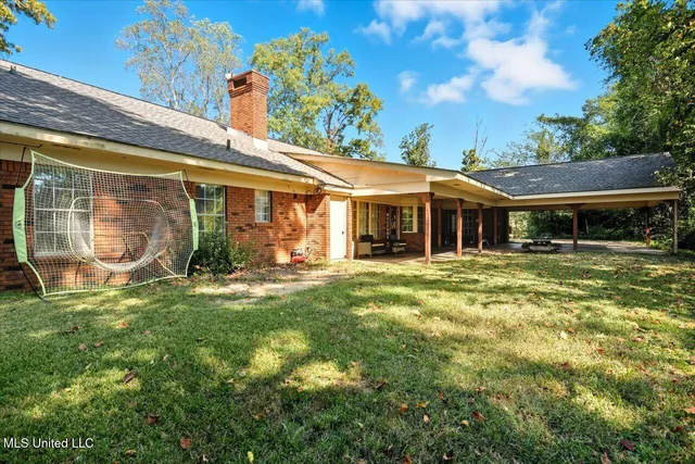 $394,900 | 2694 Highway 501, Raleigh, MS 39153