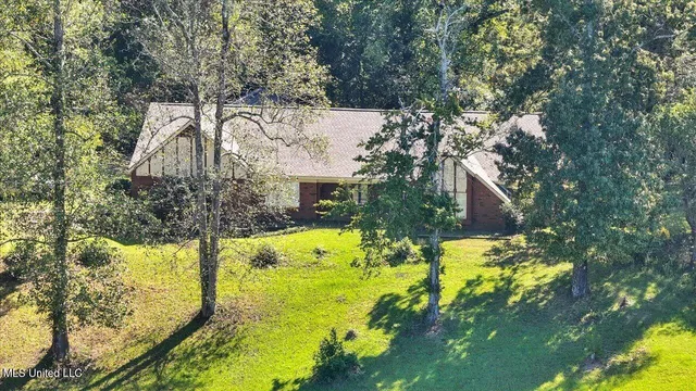 $394,900 | 2694 Highway 501, Raleigh, MS 39153
