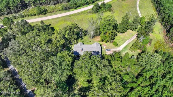 $375,000 | 2694 Highway 501, Raleigh, MS 39153