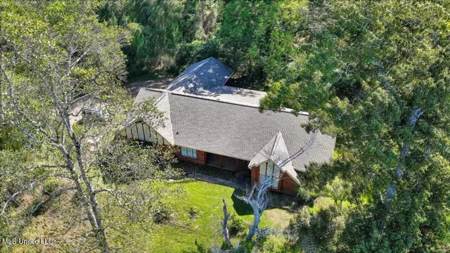 $394,900 | 2694 Highway 501, Raleigh, MS 39153