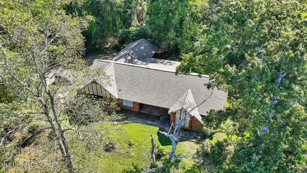 $375,000 | 2694 Highway 501, Raleigh, MS 39153