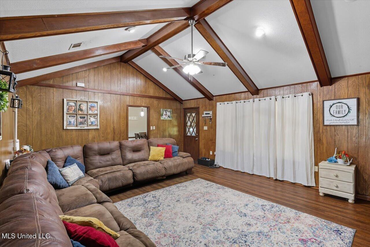 2694 Highway 501 Raleigh, MS 39153 - Photo 9 of 77 10-2694 MS-501 _ Home Tours MS