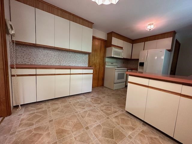 438 North Main Street Salem, NH 03079 - Photo 11 of 24