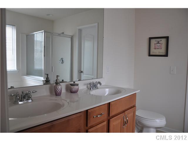 6429 Del Rio Road Charlotte, NC 28277 - Photo 9 of 16 Gallery Image 9