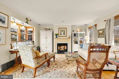 $1,275,000 | 5104 Wehawken Road, Bethesda, MD 20816