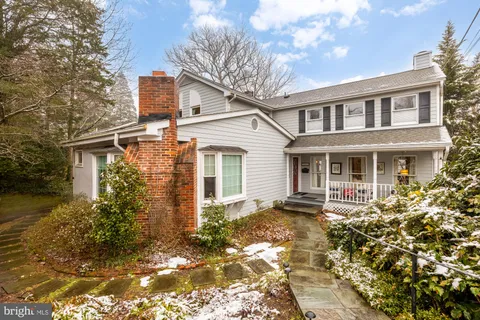 $1,275,000 | 5104 Wehawken Road, Bethesda, MD 20816
