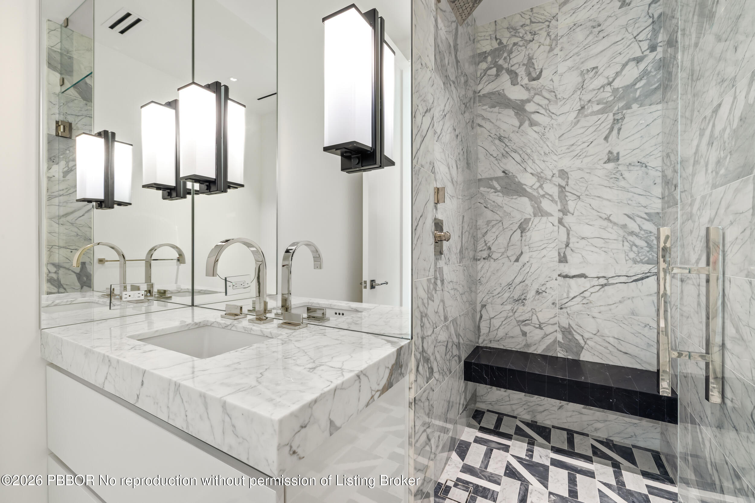 301 Plantation Road Palm Beach, FL 33480 - Photo 21 of 84 Guest Bath