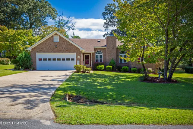 $330,000 | 306 North Carolina Drive, New Bern, NC 28562