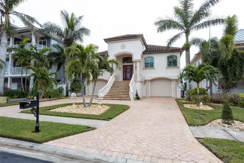 $2,250,000 | 105 Wimbledon Court, Redington Shores, FL 33708