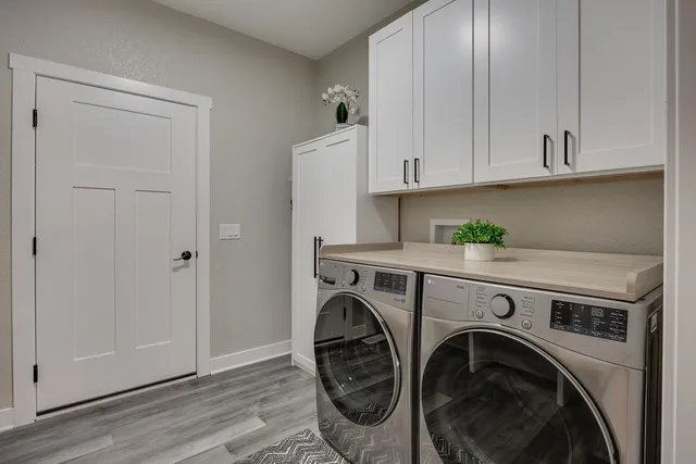 $669,900 | 3715 Tanglewood Place, Janesville, WI 53546