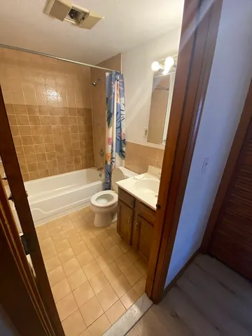 $2,600 | 189 Ferry Street, Unit 2, Malden, MA 02148