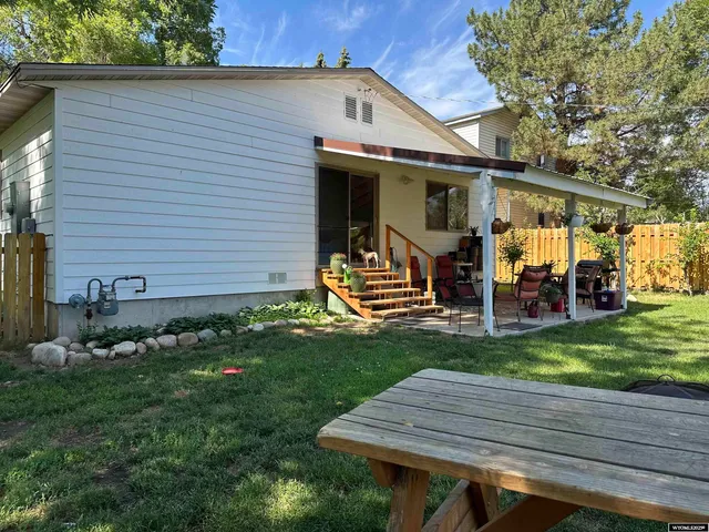 $529,000 | 350 Canyon Street, Lander, WY 82520