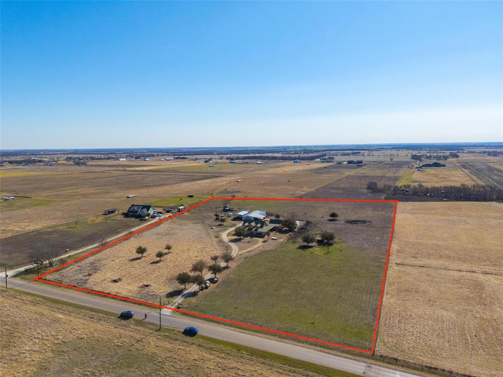346 Forreston Road Waxahachie, TX 75165 - Photo 34 of 36 an aerial view of a city