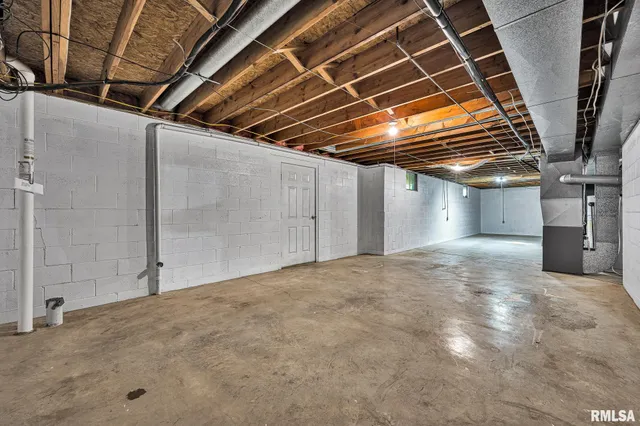 $379,000 | 1176 North Rentsch Drive, East Peoria, IL 61611