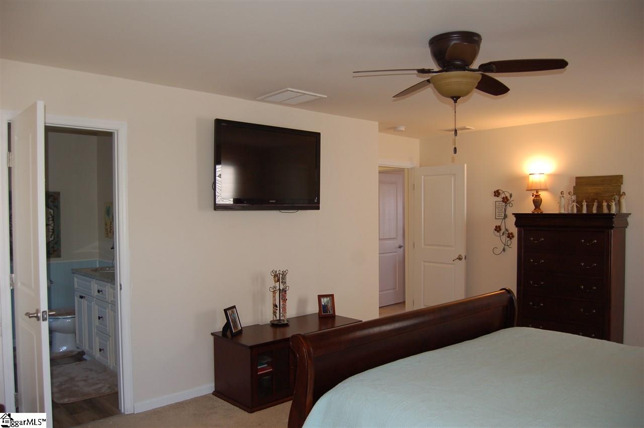 208 Shale Court Greenville, SC 29607 - Photo 14 of 25 Gallery Image 14