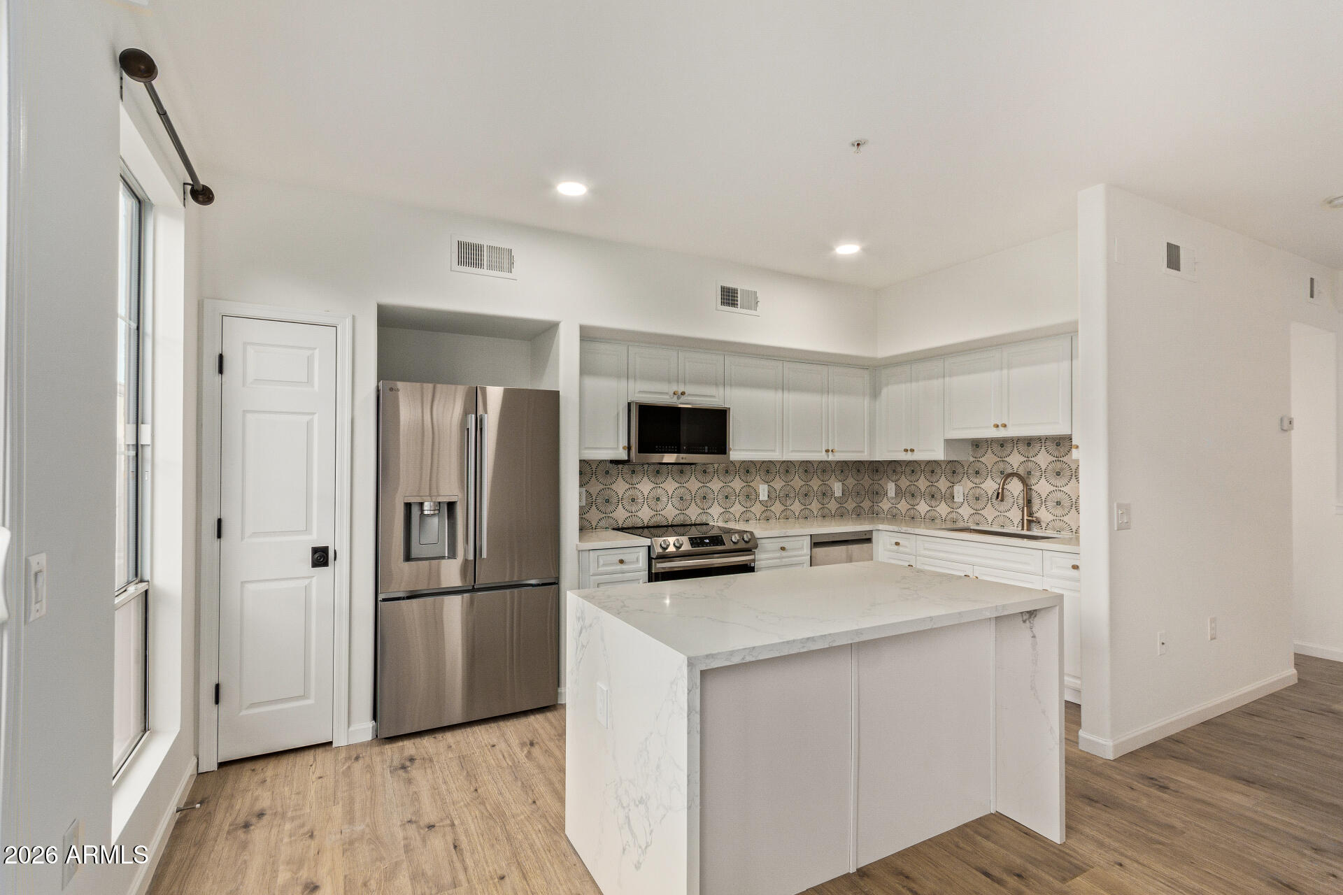 1920 East Bell Road, Unit 1187 Phoenix, AZ 85022 - Photo 6 of 22 IMG_1804