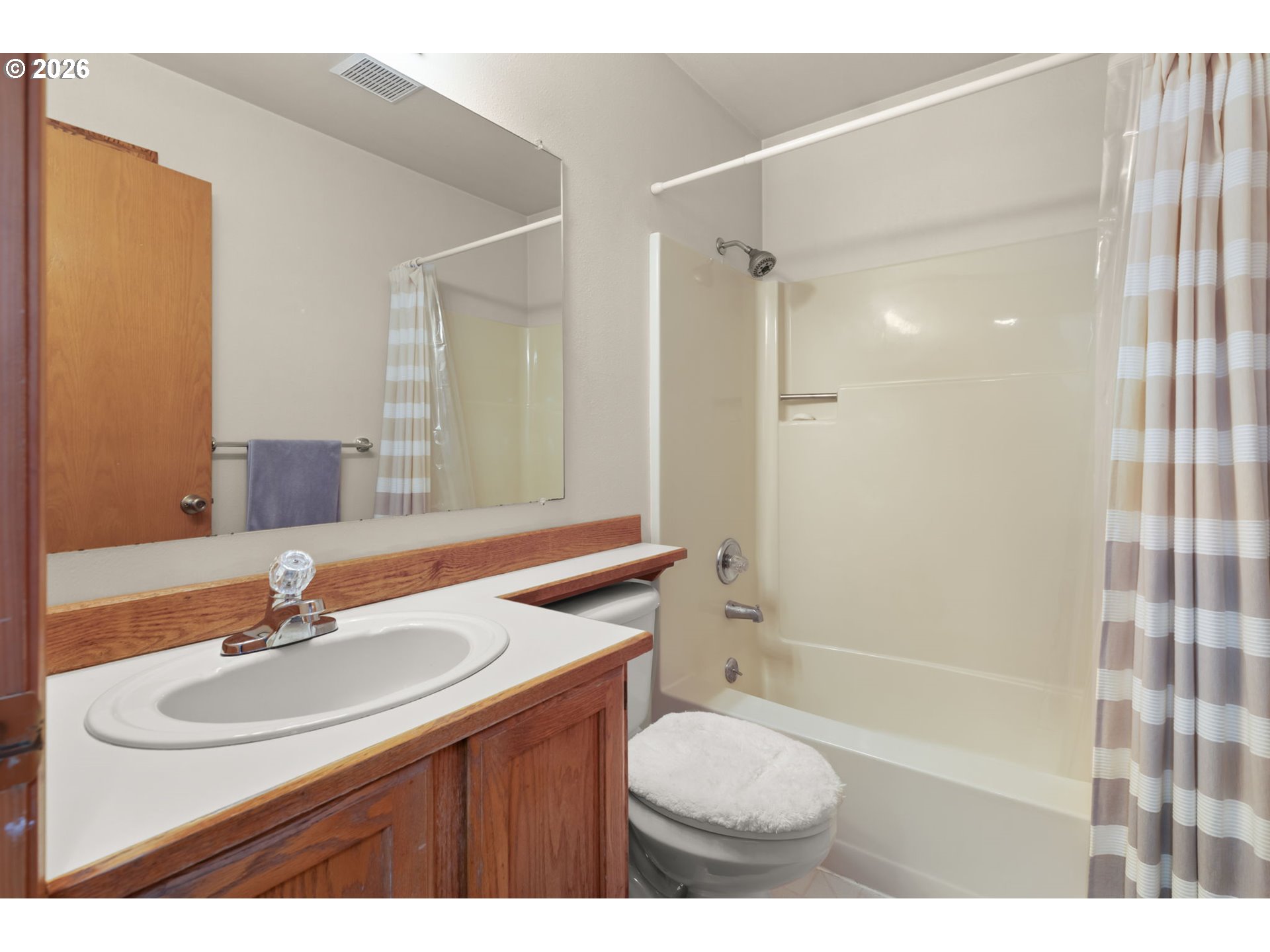 2791 Southwest Meyers Drive Gresham, OR 97080 - Photo 31 of 48 Bathroom