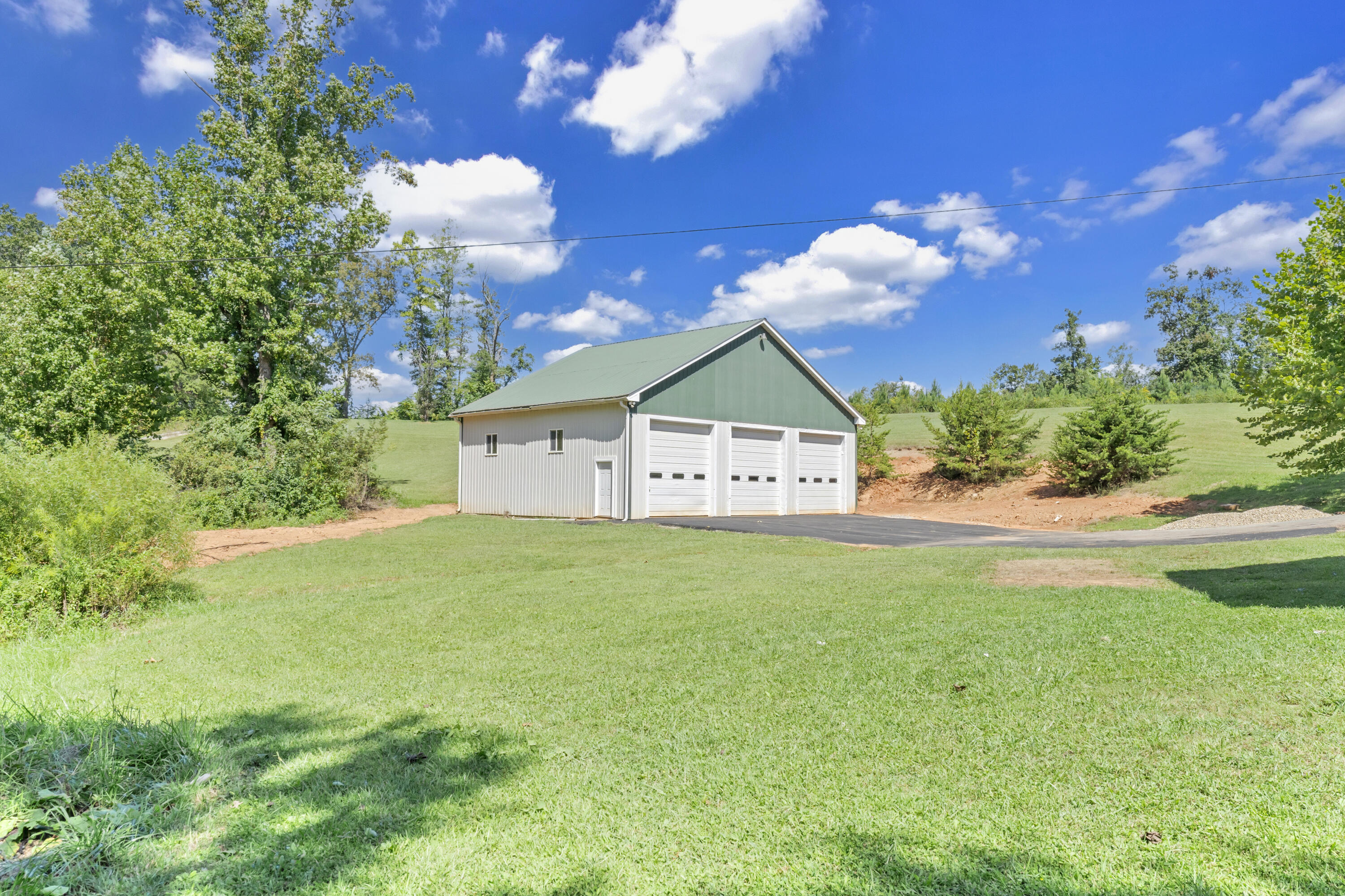 319 Cooks Knob Road Ferrum, VA 24088 - Photo 33 of 80 a front view of a house with garden