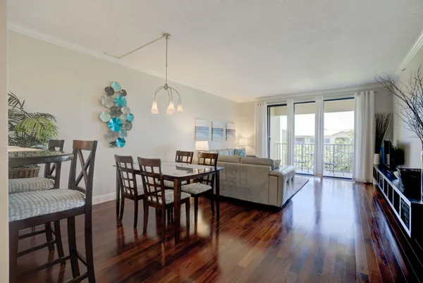 $2,800 | 500 Uno Lago Drive, Unit 404, Juno Beach, FL 33408