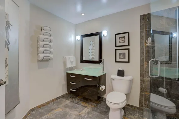$2,800 | 500 Uno Lago Drive, Unit 404, Juno Beach, FL 33408