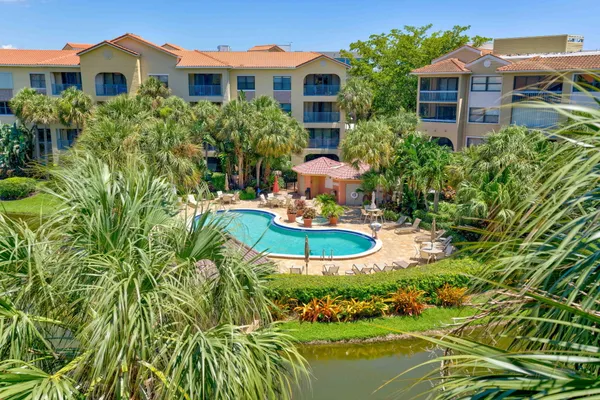 $2,800 | 500 Uno Lago Drive, Unit 404, Juno Beach, FL 33408