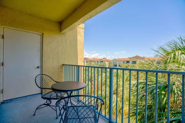 $2,800 | 500 Uno Lago Drive, Unit 404, Juno Beach, FL 33408