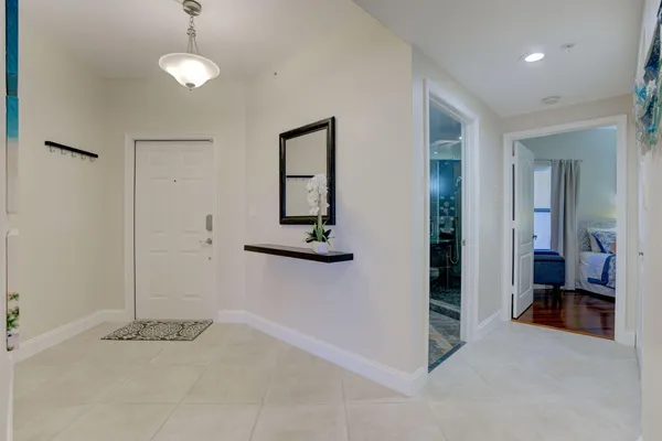 $2,800 | 500 Uno Lago Drive, Unit 404, Juno Beach, FL 33408