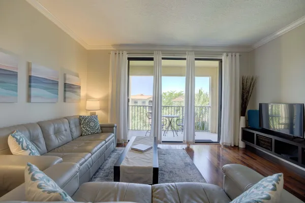 $2,800 | 500 Uno Lago Drive, Unit 404, Juno Beach, FL 33408