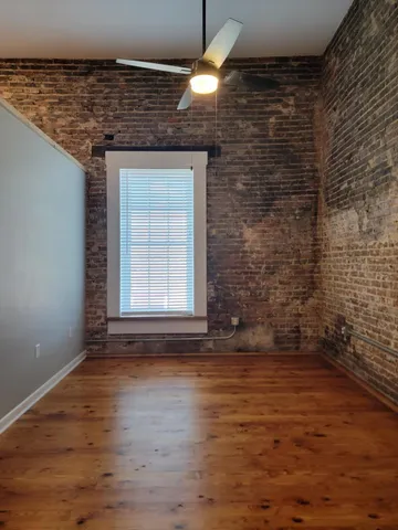 a view of empty room with window