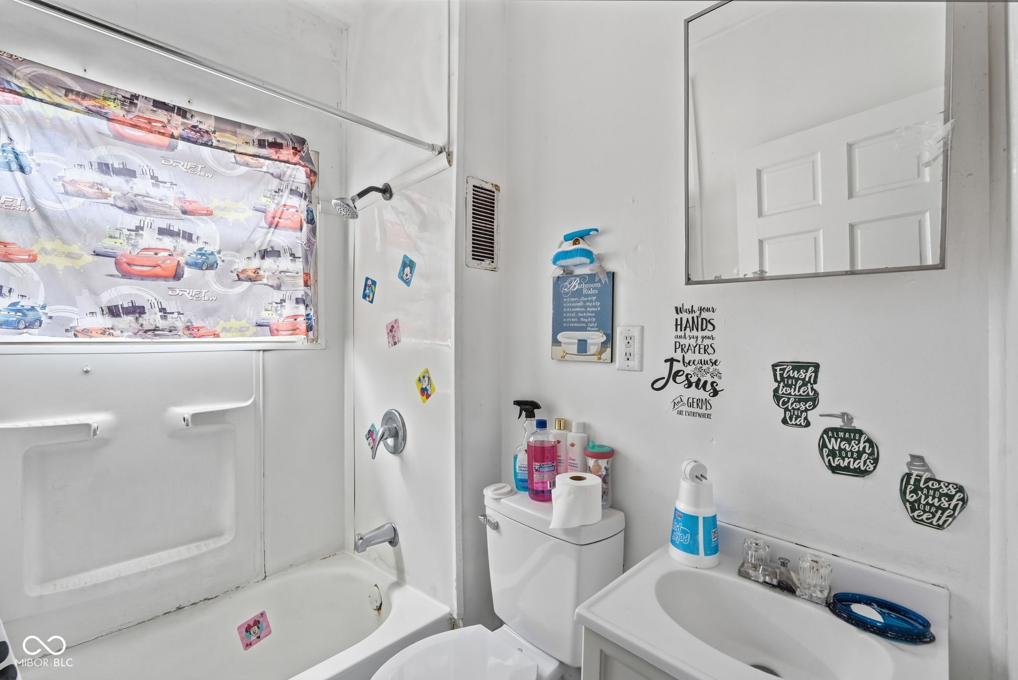 101 North Riley Avenue Indianapolis, IN 46201 - Photo 21 of 37 Gallery Image 21