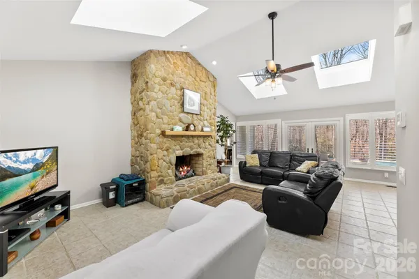 $1,199,999 | 4242 John Ritchie Road, Iron Station, NC 28080