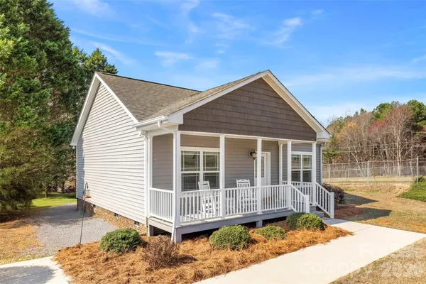 $1,199,999 | 4242 John Ritchie Road, Iron Station, NC 28080