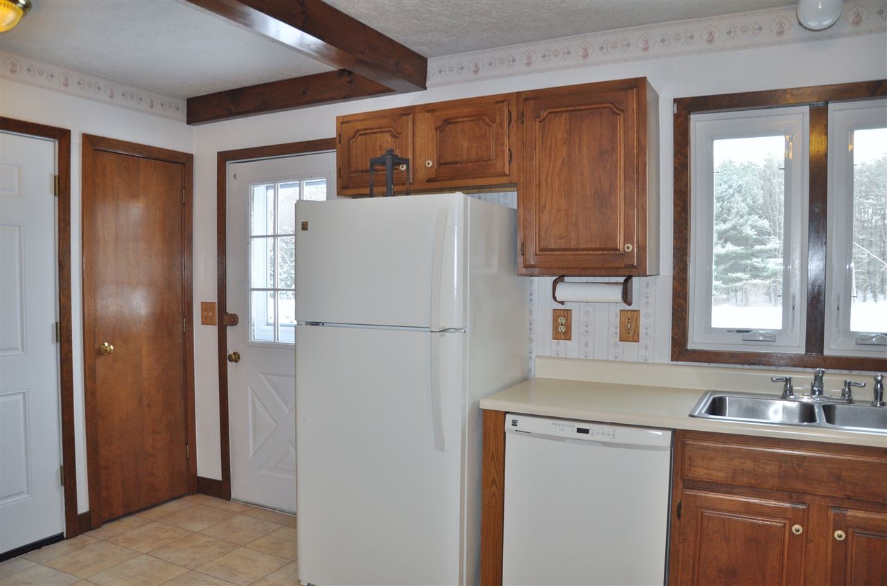 203 Middle Road Milton, VT 05468 - Photo 7 of 31 Gallery Image 7