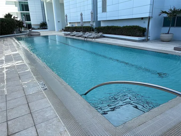 $4,900 | 900 Biscayne Boulevard, Unit 4410, Miami, FL 33132