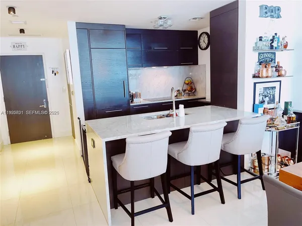 $4,900 | 900 Biscayne Boulevard, Unit 4410, Miami, FL 33132