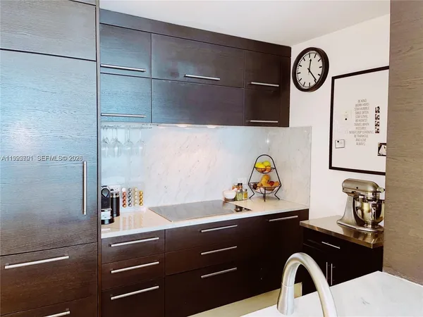 $4,900 | 900 Biscayne Boulevard, Unit 4410, Miami, FL 33132