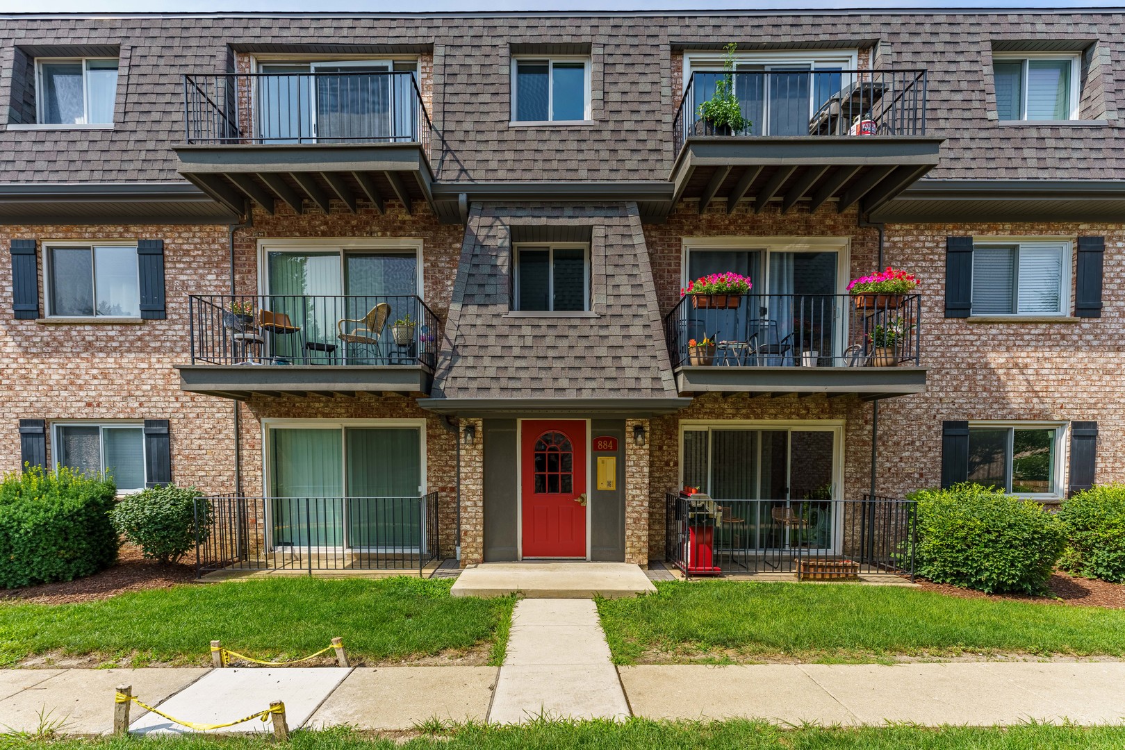 884 South Plum Grove Road, Unit 111 Palatine, IL 60067 - Photo 17 of 19